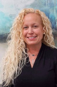 Amanda, a member of the administrative team for Lauren Standefer & Associates DDS